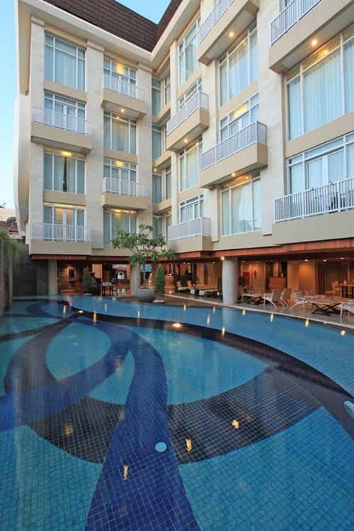 โรงแรมเบดร็อค บาหลี โรงแรมเบดร็อค บาหลี