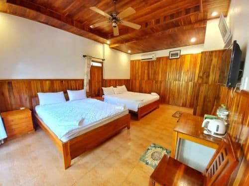 Deluxe Family Room