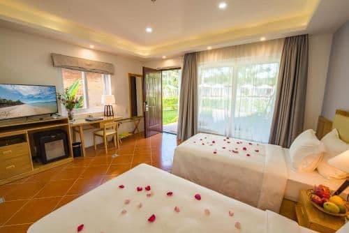 Double or Twin Room with Pool View