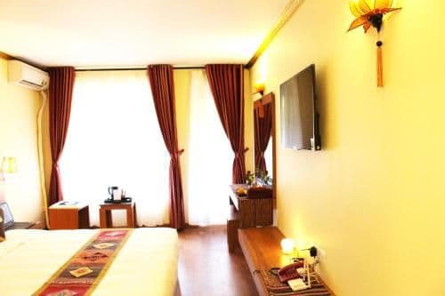 Suite with City View