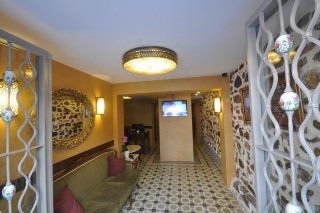 Merial Hotel0