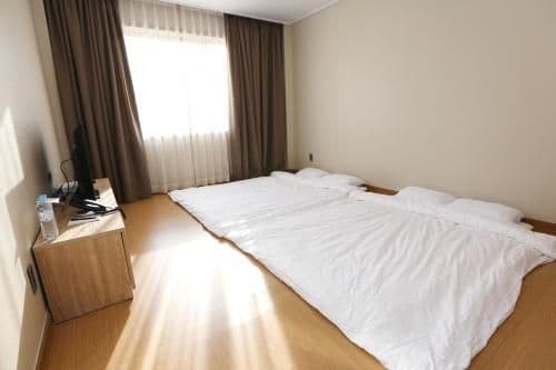 Korean-Style Standard Family Room