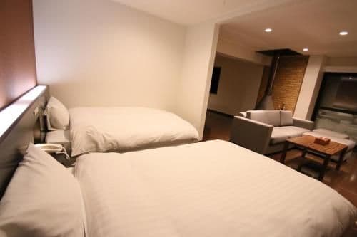 One-Bedroom Suite