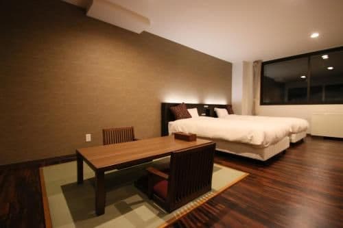 Deluxe Family Room