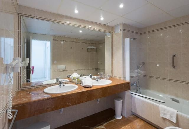 JUNIOR SUITE CAPACITY 3