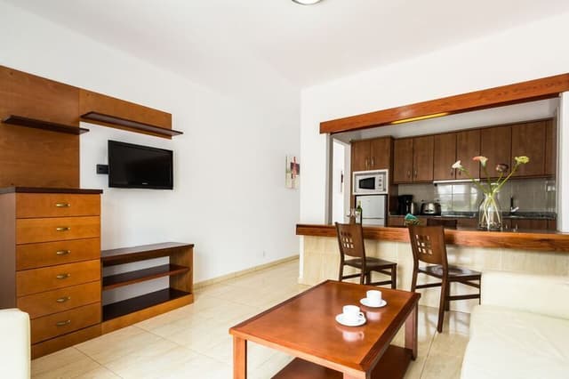 APARTMENT SUPERIOR