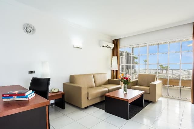 APARTMENT SUPERIOR