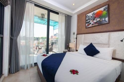 Deluxe Double Room with Balcony