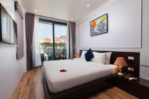Junior Suite with Balcony