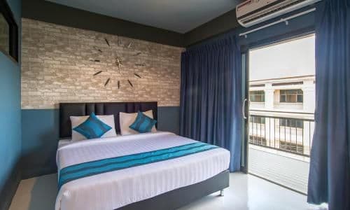 Double or Twin Room with Private Bathroom