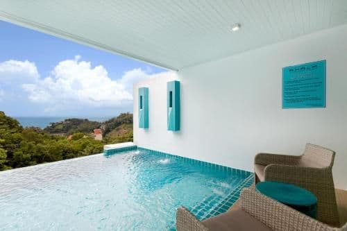 Grand Seaview Pool Suite