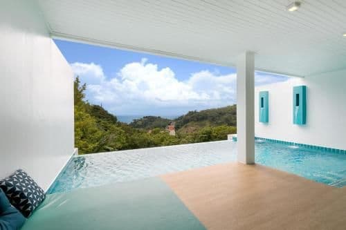 Grand Seaview Pool Suite
