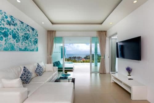 Grand Seaview Pool Suite