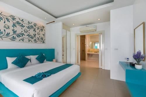 Partial Deluxe Sea View Pool Suite