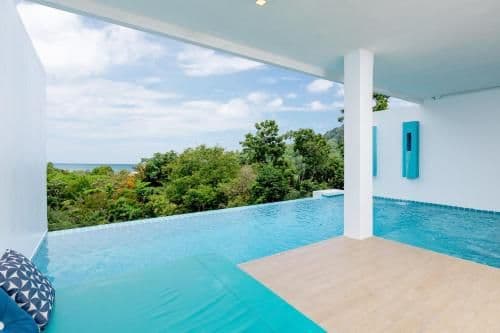 Partial Deluxe Sea View Pool Suite