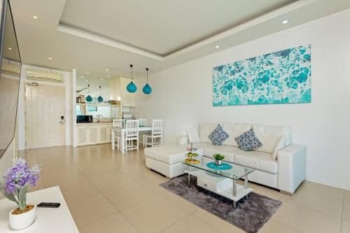 Grand Seaview Pool Suite