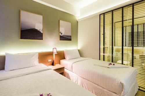 Deluxe Twin Room