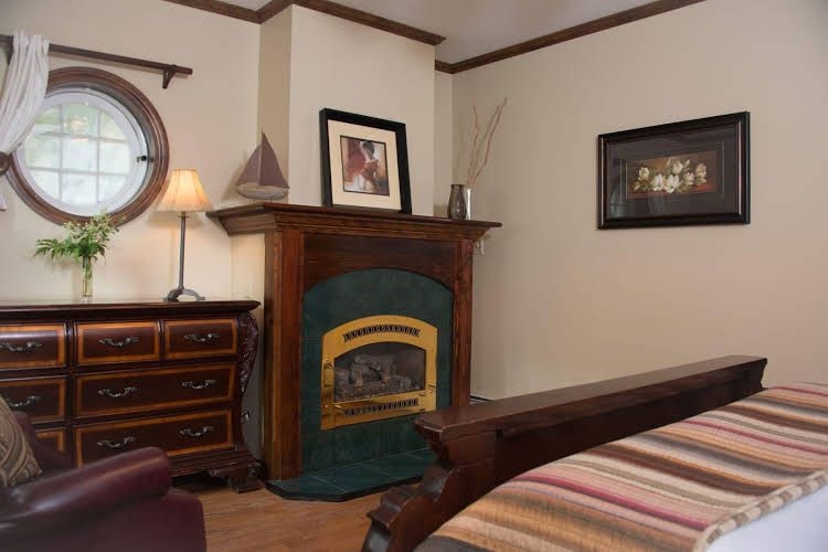 Forty Putney Road Bed and Breakfast0