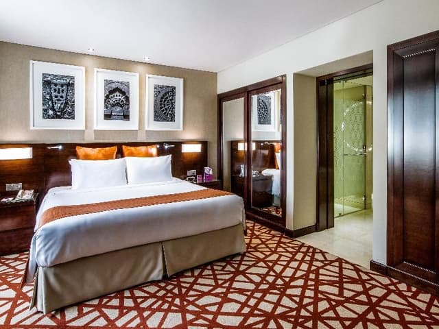 SUITE EXECUTIVE