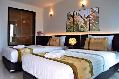 Standard Twin Room