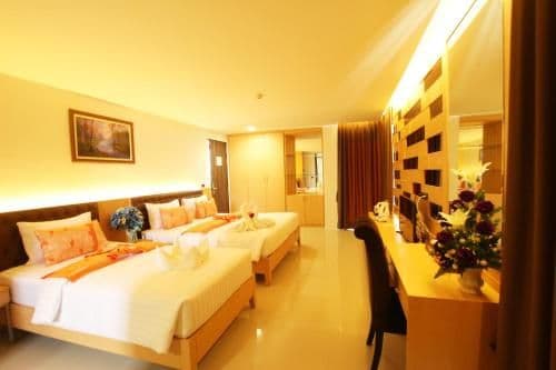 Standard Triple Room with Sea View