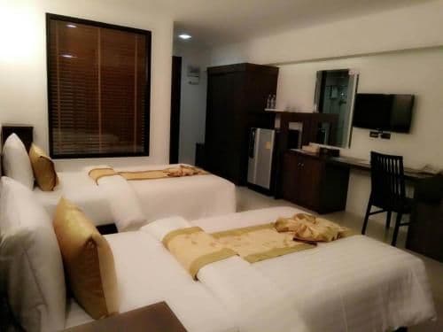 Standard Twin Room
