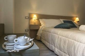Piazza Martiri Rooms0