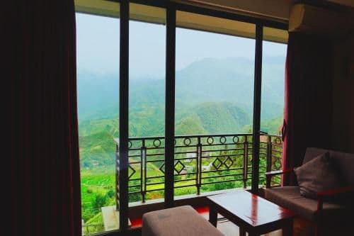 Deluxe Double or Twin Room with Mountain View