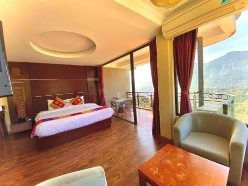 Junior Suite with Mountain View
