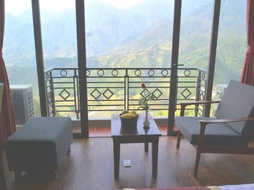 Deluxe Double or Twin Room with Mountain View