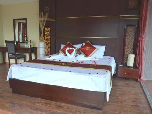 Junior Suite with Mountain View