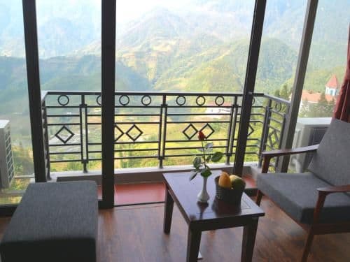 Deluxe Double or Twin Room with Mountain View