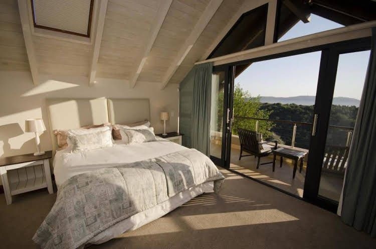 Beautiful Knysna Villas0