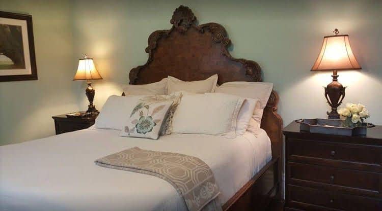 Laurel Manor Bed and Breakfast Laurel Manor Bed and Breakfast
