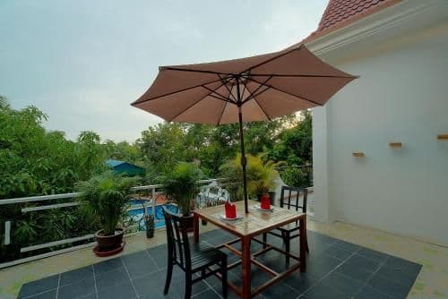Deluxe Twin Room with Pool View - Free 2 ways Transfer