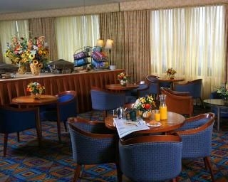 DoubleTree by Hilton Hotel Anaheim3
