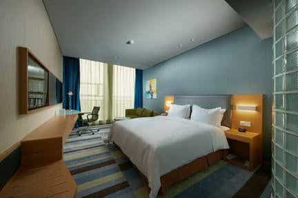 Holiday Inn Express Leshan City Square Holiday Inn Express Leshan City Square