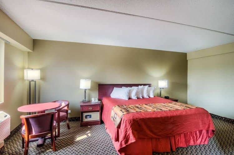 Red Carpet Inn Palatine Red Carpet Inn Palatine