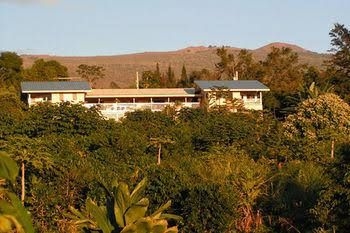 Hale Hualalai Bed and Breakfast0