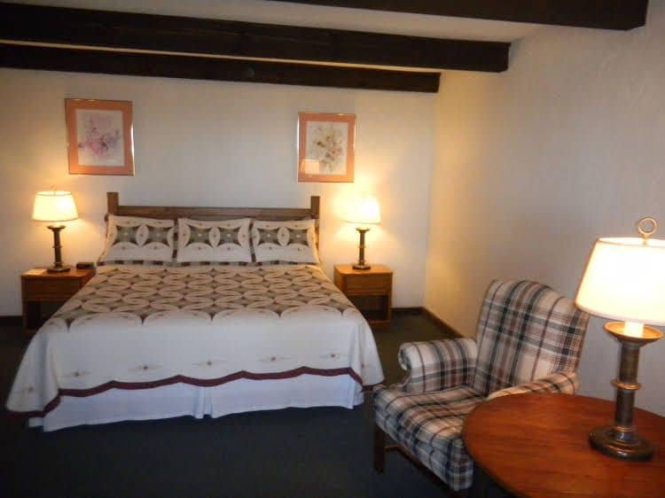 BEECH MOUNTAIN INNS BEECH MOUNTAIN INNS