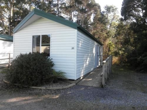 Strahan Beach Tourist Park3