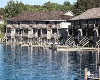 Mariner`s Pointe Resort