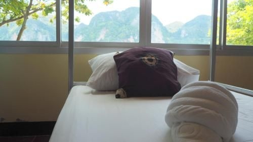ชาวเกาะ ดอมรูม (Chaokoh Dorm Room)0