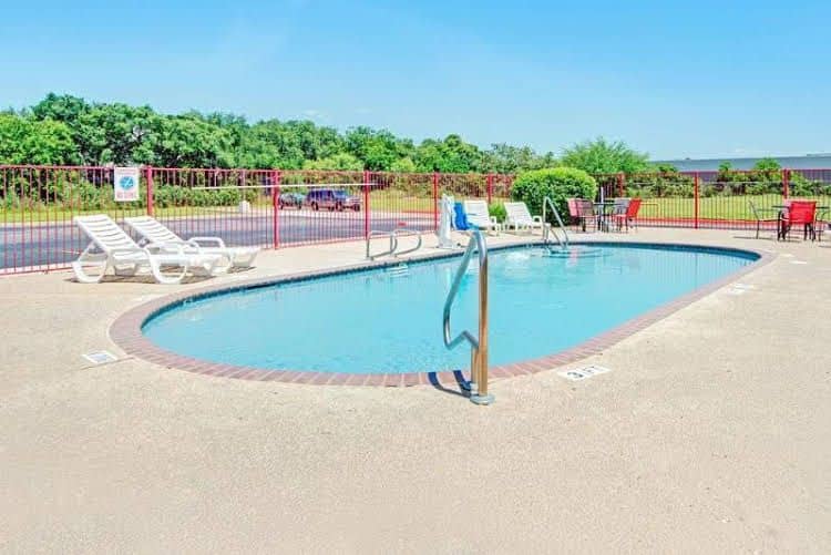 Red Roof Inn and Suites San Antonio Fiesta Park Red Roof Inn and Suites San Antonio Fiesta Park