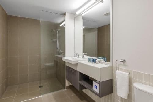 Two-Bedroom Deluxe Apartment - Non-Smoking