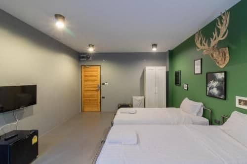 Standard Twin Room