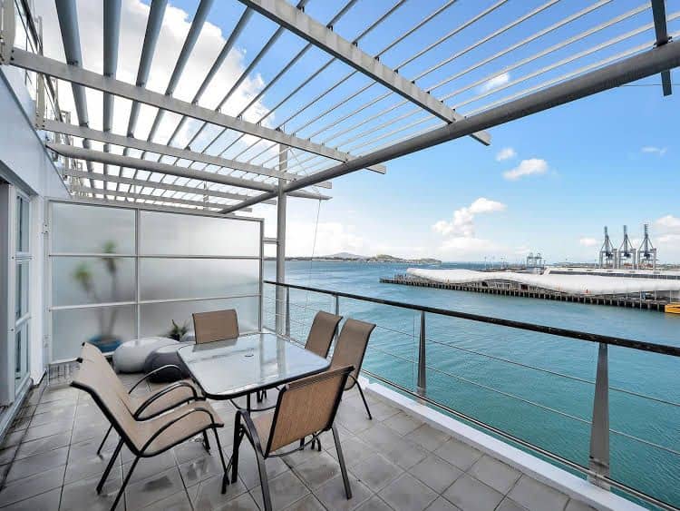 Waterfront Suites in the Heart of Auckland Waterfront Suites in the Heart of Auckland