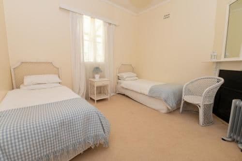Three-Bedroom Cottage - Overseers