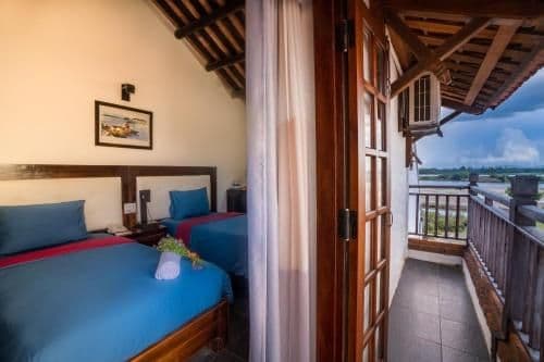 Deluxe Triple Room with City View