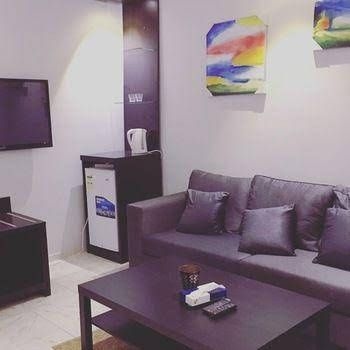 Nai Suites0